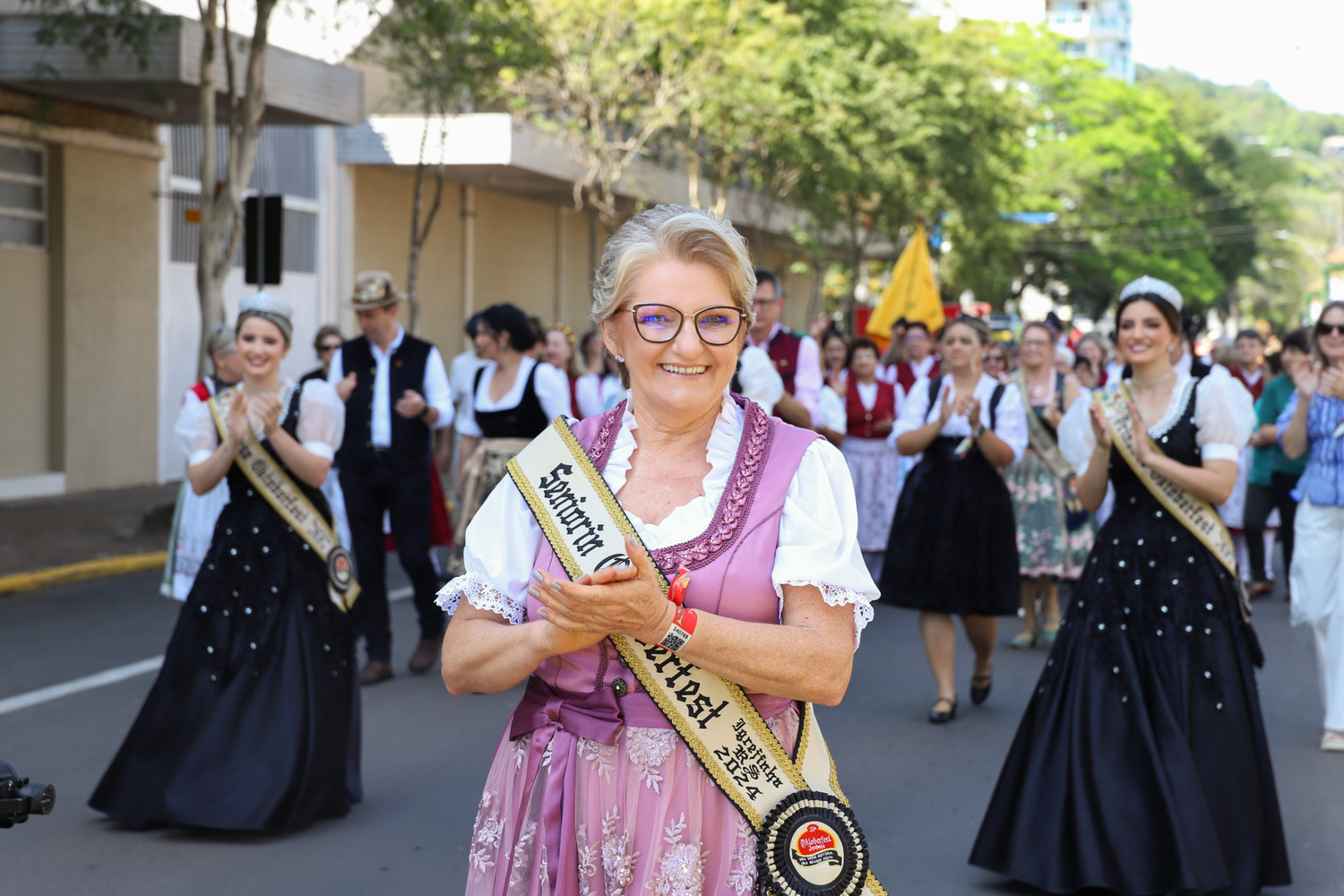 Recorde de público e arrecadações marcam o Seniorentag da 35ª Oktoberfest de Igrejinha 