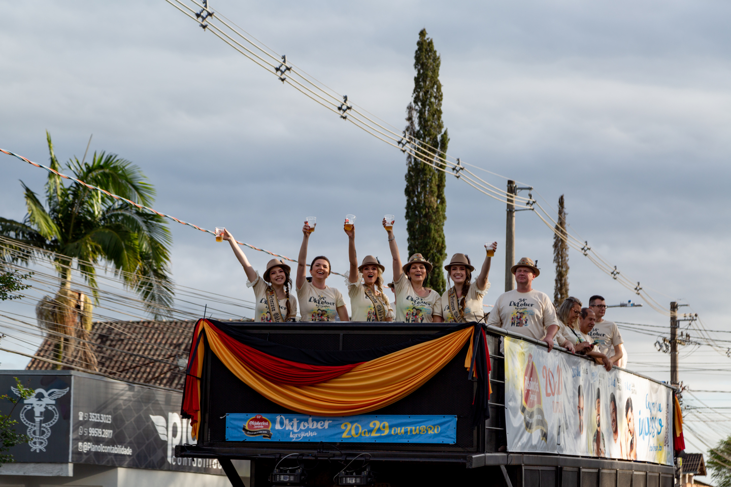 Carro do Chopp da 35ª Oktoberfest de Igrejinha leva alegria a Cachoeirinha e Gravataí neste sábado (31)