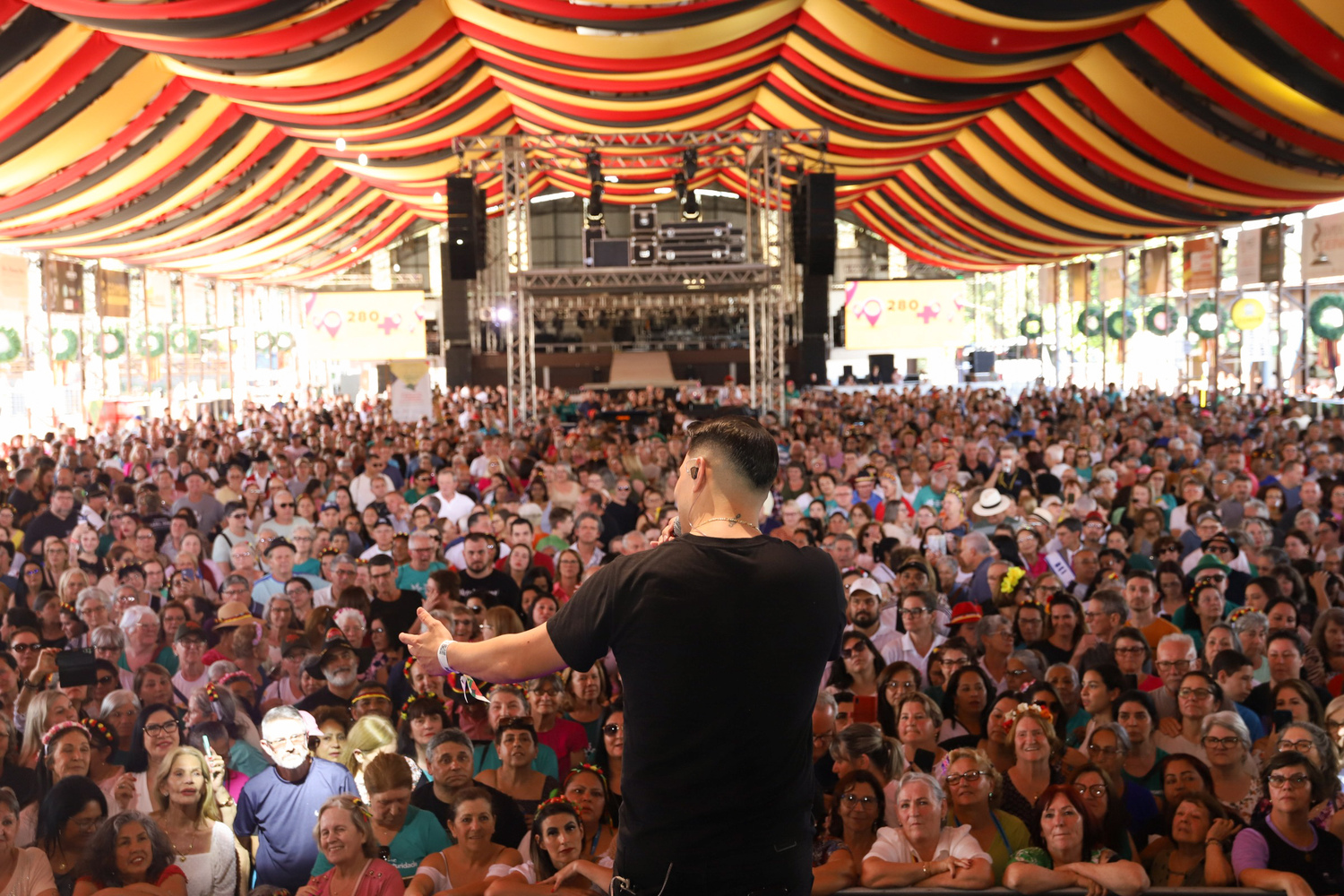 Recorde de público e arrecadações marcam o Seniorentag da 35ª Oktoberfest de Igrejinha 